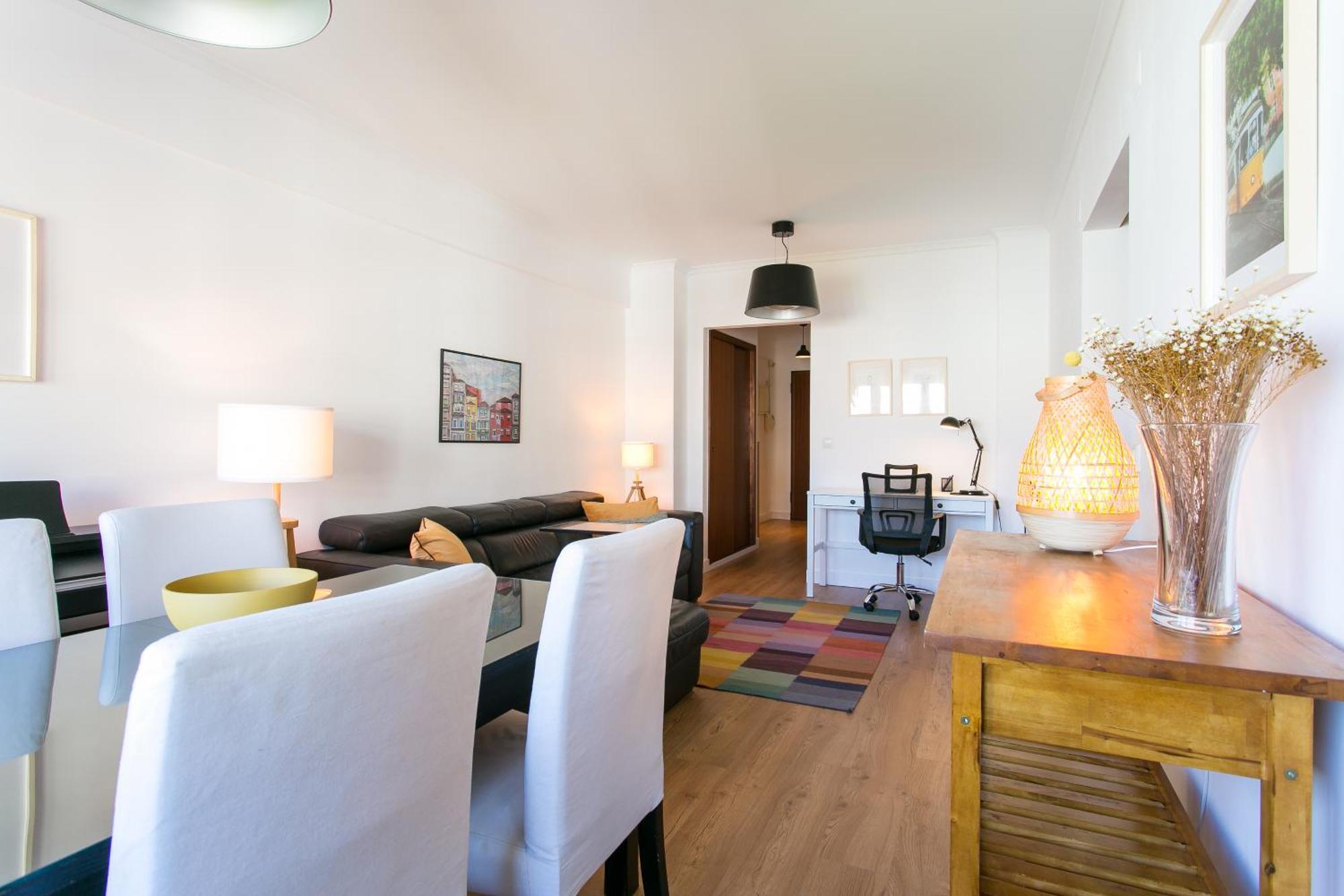 Apartamento central e confortável junto ao bairro da Graça Lisboa Exterior foto