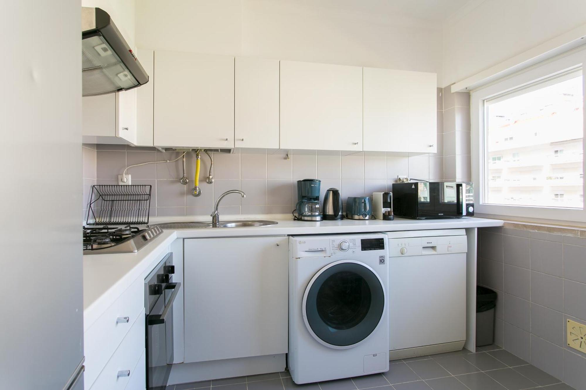 Apartamento central e confortável junto ao bairro da Graça Lisboa Exterior foto